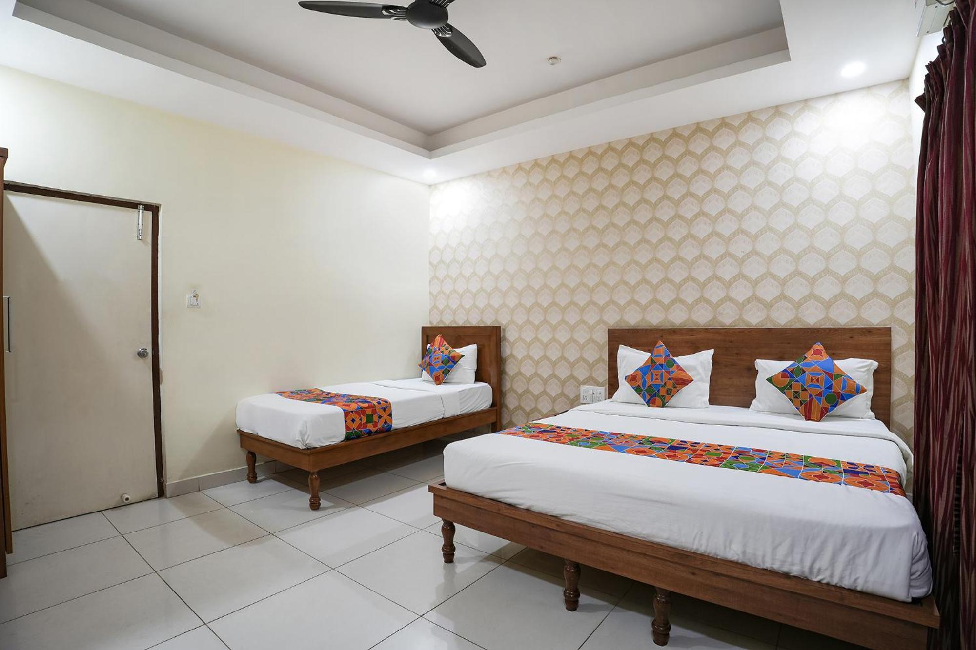 Fabhotel Champion Grand - Nr Fortis Hospital, Nagarbhavi Jālahalli Exteriör bild