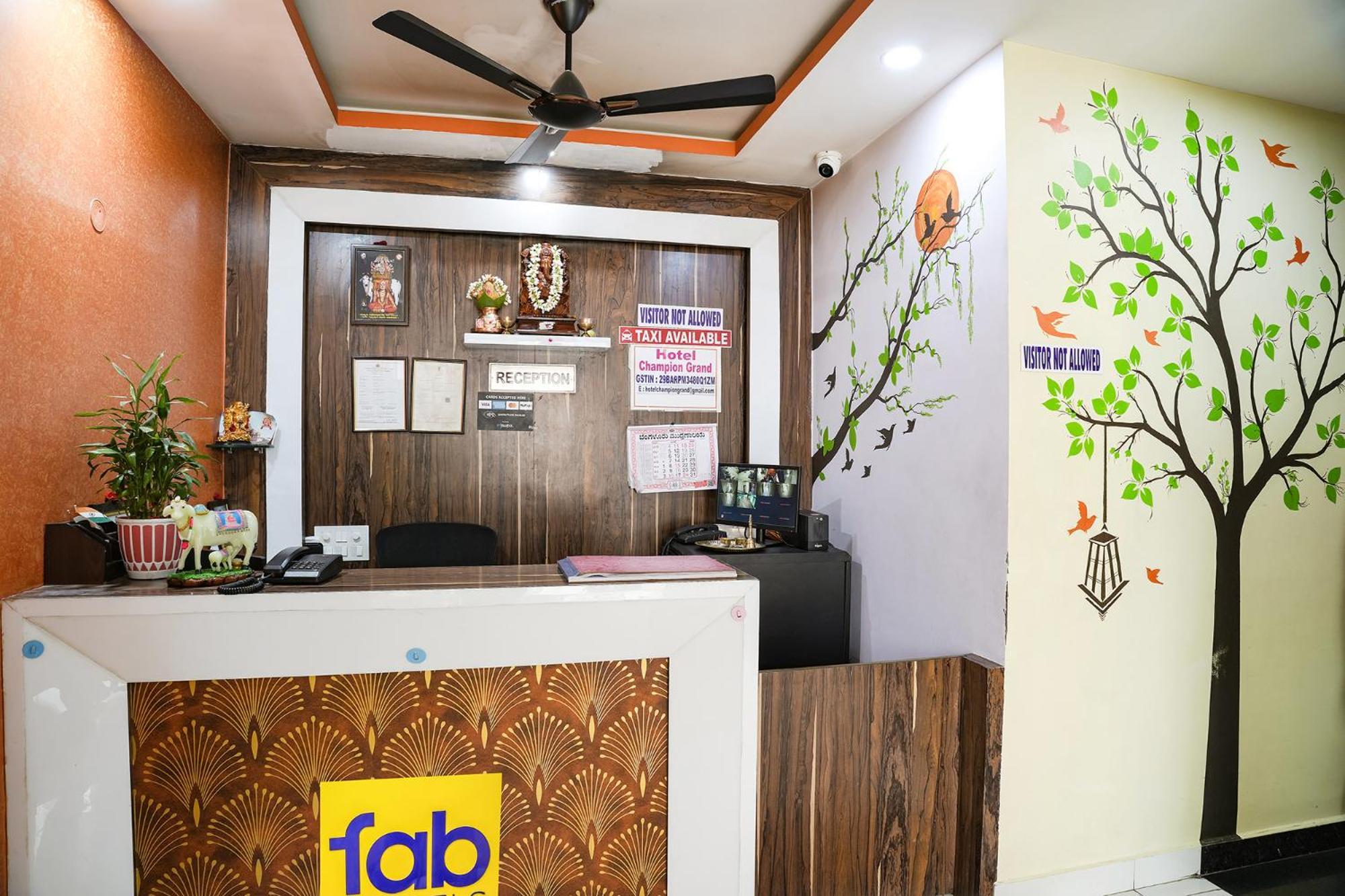 Fabhotel Champion Grand - Nr Fortis Hospital, Nagarbhavi Jālahalli Exteriör bild